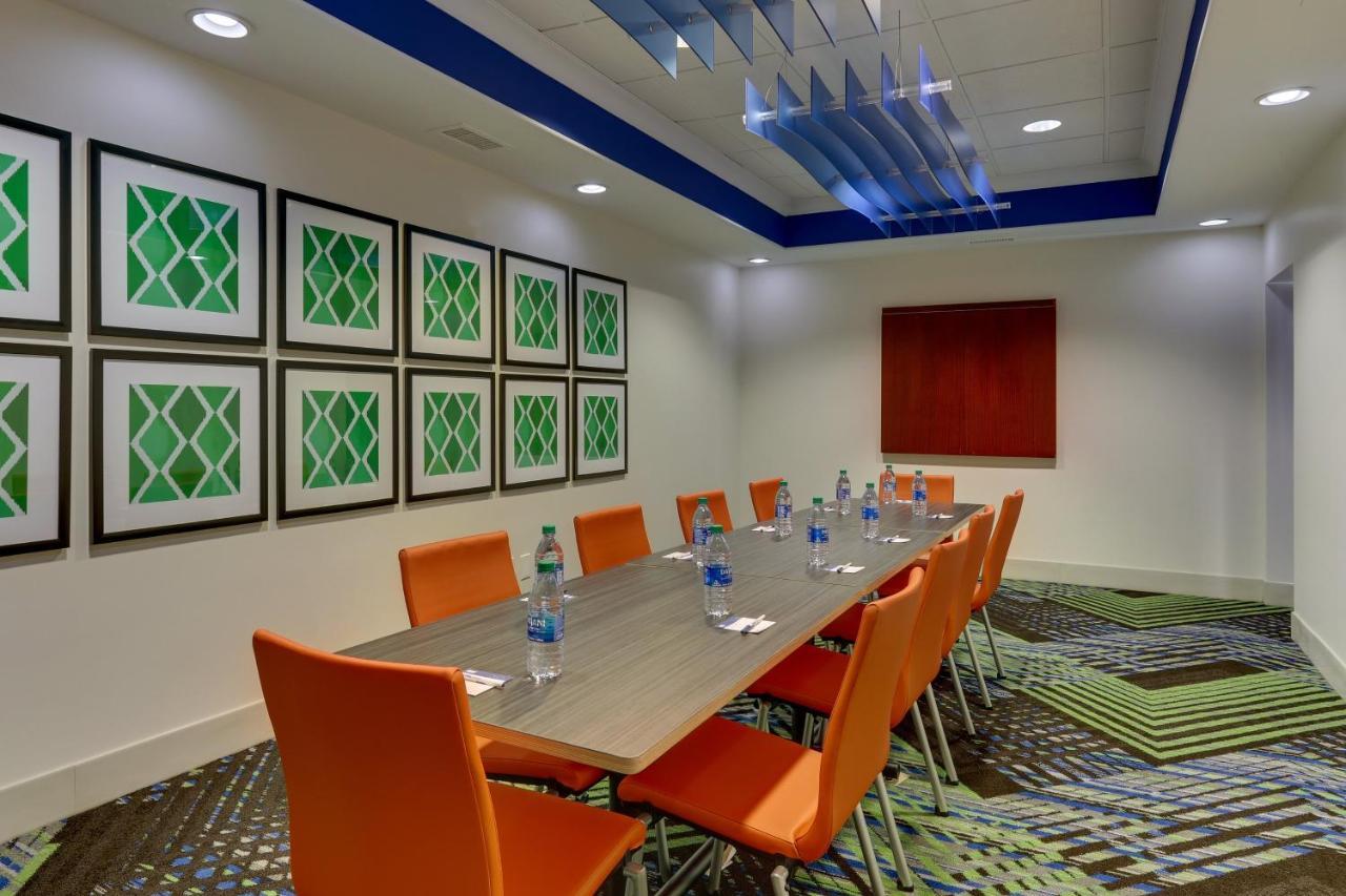 Holiday Inn Express Hotel & Suites Dayton-Centerville By Ihg Eksteriør bilde