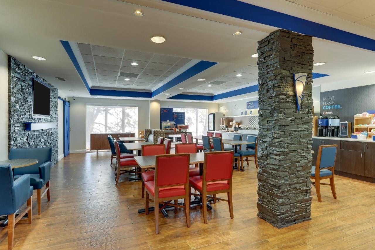 Holiday Inn Express Hotel & Suites Dayton-Centerville By Ihg Eksteriør bilde